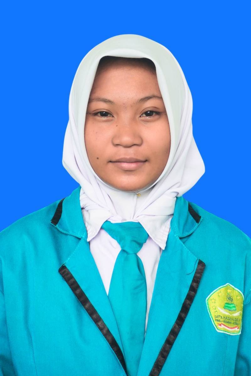 ARSELLYNA AURA KIRANA PUTRI
